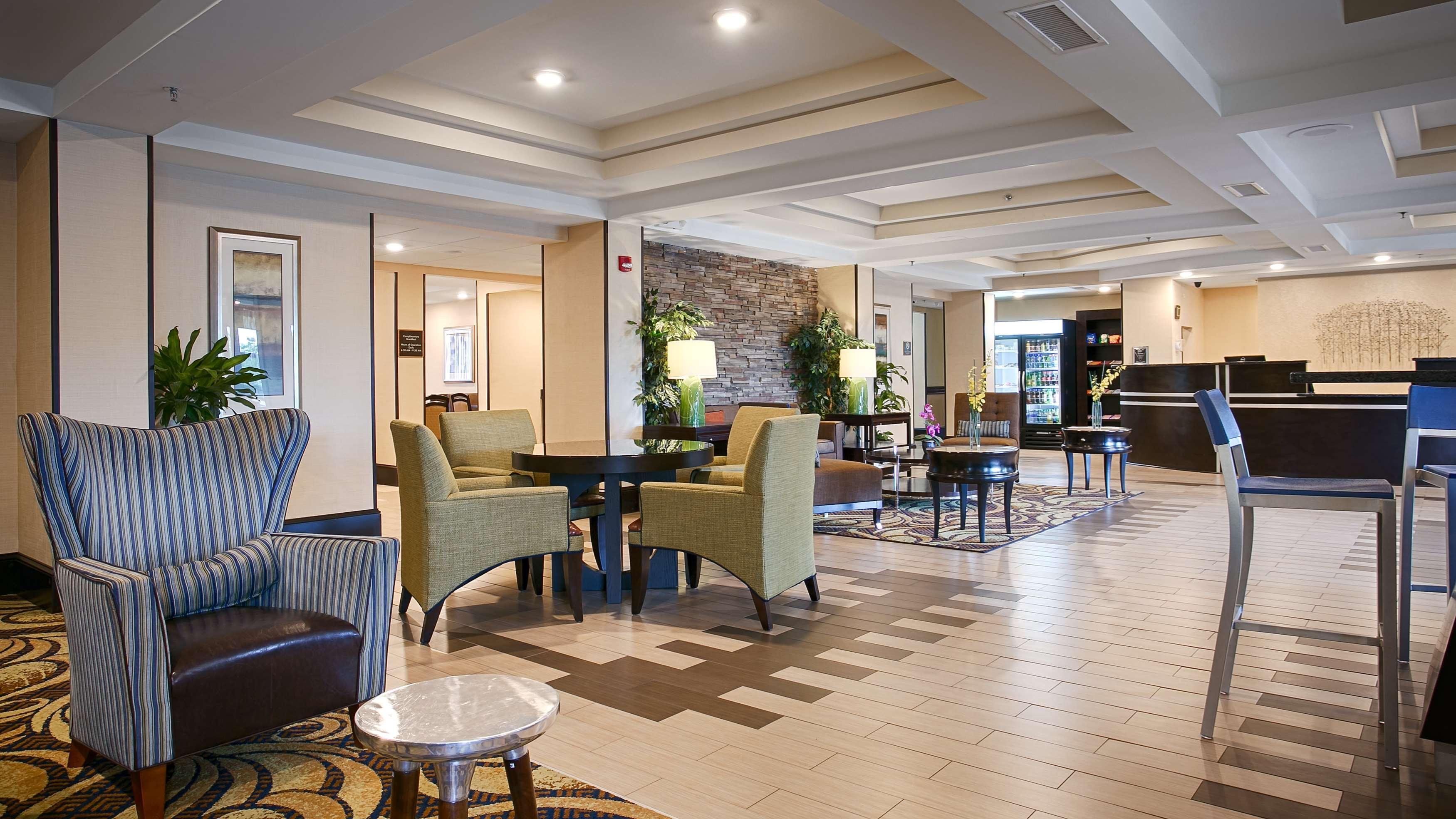 Hotel & Columbia Northeast By Ihg 3*